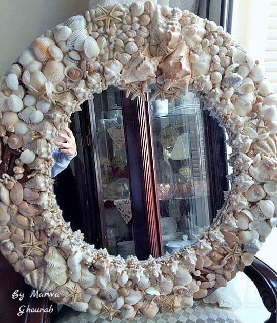 مرآة بالأصداف البحرية