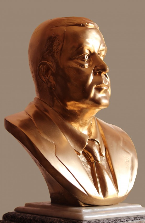 Major General ( Sculpture )