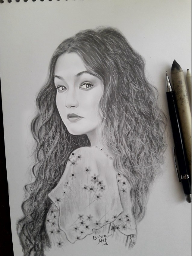 Gigi Hadid - Learn to Draw Portrait of a Woman in Pencil with Photo  reference - YouTube