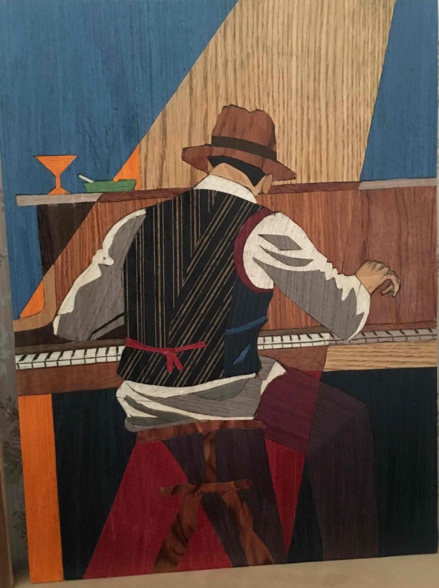 (عازف البيانو  (ماركيتري قشرة الخشب