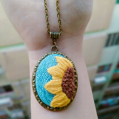 Necklace (Embroidery)