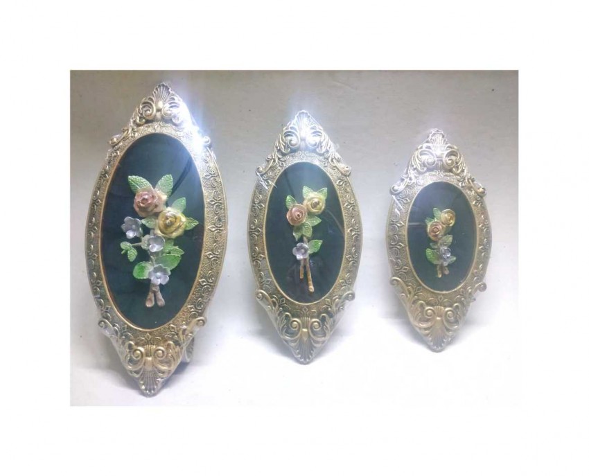 Flowers Antiques With Oval Tableau