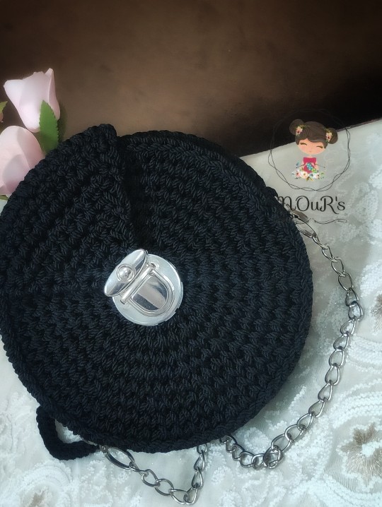 Crochet Bag With Macrame Thread