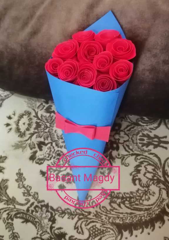 Red Roses (Quilling Paper Art)