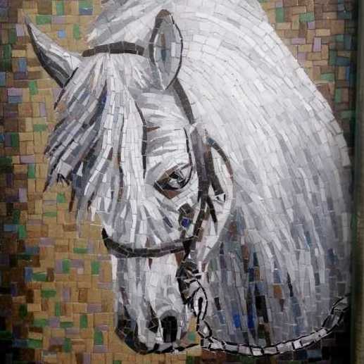 (الحصان الحزين  (فن الموزاييك